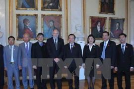Vietnam sugiere continua ayuda al desarrollo de Noruega