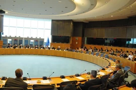 Vietnam y Unión Europea se empeñan en elevar nexos comerciales a nueva altura