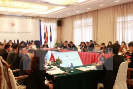 Japón y ASEAN impulsan cooperación integral