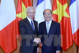 Vietnam y Francia refuerzan cooperación parlamentaria y asociación estratégica