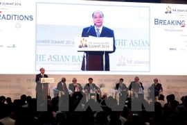 Vietnam facilita condiciones para inversores, afirma premier