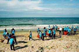 Impulsan protección de medio ambiente marino en provincia survietnamita