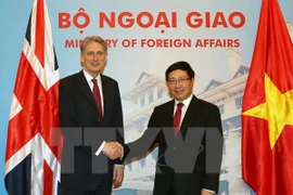 Vietnam y Reino Unido profundizan asociación estratégica bilateral