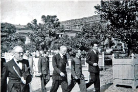 Abierta exposición sobre presidente Ho Chi Minh y amistad Vietnam-Francia