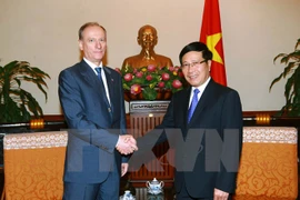 Vietnam y Rusia realzan papel de leyes globales en solución de problemas regionales