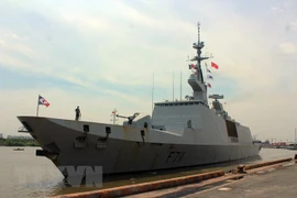 Buques de Marina francesa realizan visita de amistad a Ciudad Ho Chi Minh