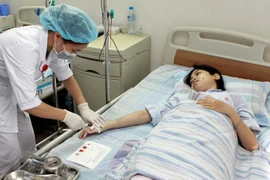 Vietnam busca aumentar cobertura de seguro de salud