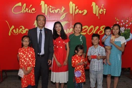Vietnamitas en África celebran el Tet tradicional