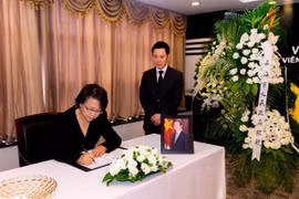 Continúan actividades de homenaje al presidente Tran Dai Quang en el exterior