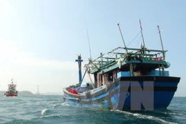 Rescatan a 10 marineros accidentados en el mar vietnamita