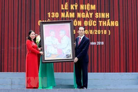 Resaltan ejemplo moral del extinto presidente vietnamita Ton Duc Thang en su tierra natal