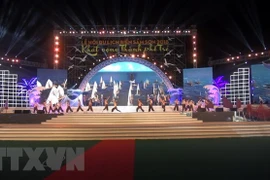 Nueva temporada turística en Thanh Hoa se inicia con festival marítimo
