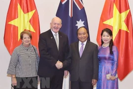 Premier vietnamita recibe a gobernador general de Australia