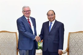 Vietnam y EE.UU. disponen de grandes potencialidades para cooperación, afirma premier Xuan Phuc