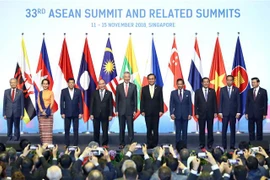 Premier de Vietnam llama a ASEAN a incrementar cooperación y diálogo 