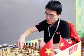 Ajedrecistas de talla mundial compiten en torneo HDBank en Vietnam