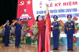 Presidenta del Parlamento de Vietnam subraya necesidad de renovación de la guardia costera 