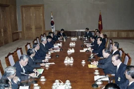 Dirigentes mundiales expresan condolencias por deceso de exdirigente partidista vietnamita 