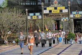 Aumentada llegada de turistas a conjunto de reliquias de Hue