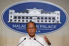  Filipinas se apresura a reforzar ejército para proteger territorios en el Mar del Este