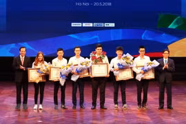 Honran a trabajadores calificados vietnamitas en competencias de habilidades