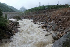 Al menos siete fallecidos por inundaciones en provincias norvietnamitas