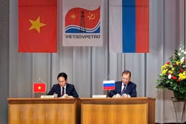 Vietnam y Rusia consolidan cooperación en industria petrolera
