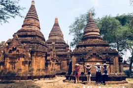 Myanmar ofrece visado a la llegada a turistas indios