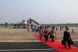 Vietnam recibe más de 52 millones de vacacionistas por vía aérea en primer semestre