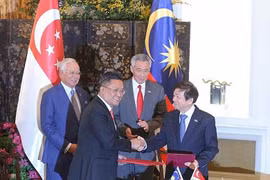 Singapur y Malasia firman acuerdo de transporte 