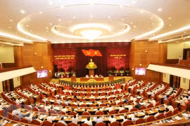 Comité Central del Partido Comunista de Vietnam presenta propuestas para desarrollo socioeconómico 