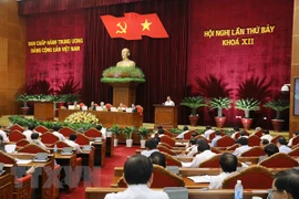Comité Central del Partido Comunista de Vietnam concluye segunda jornada de su séptimo pleno