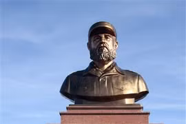 Dedican parque a Fidel en provincia vietnamita de Quang Tri 
