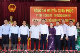 Premier vietnamita realiza visita de trabajo en Ha Tinh