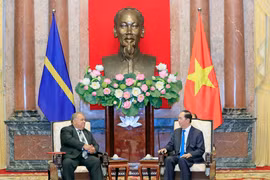 Vietnam dispuesto a compartir experiencias con Nauru en acuicultura, afirma presidente 