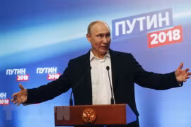 Presidente de Vietnam felicita a Vladimir Putin