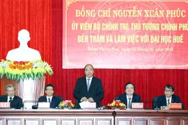 Premier vietnamita pide a Universidad de Hue aumentar autodeterminación