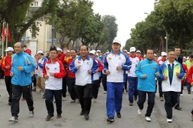 Localidades vietnamitas responden al Día de la Carrera Olímpica por la Salud Pública 
