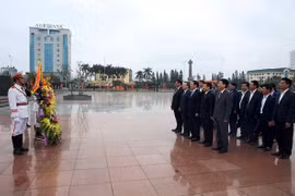Honran a exsecretario general del Partido Comunista de Vietnam