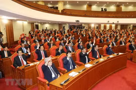Comité Central del Partido Comunista de Vietnam anuncia resultados de su octavo pleno