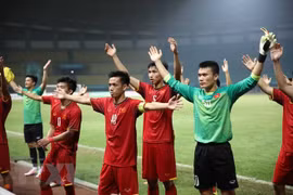 Periódicos de Asia elogian racha victoriosa de fútbol vietnamita en ASIAD 2018
