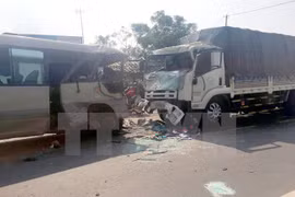 Mueren 19 personas por accidentes de tránsito en Vietnam en último día de 2017