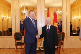 Máximo dirigente político de Vietnam sostiene encuentro con ejecutivos de Gazprom y Zarubezhneft