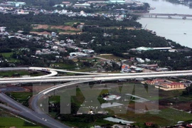 Ciudad Ho Chi Minh fija meta de completar 22 proyectos de transporte