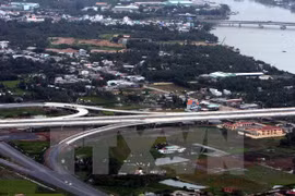 Ciudad Ho Chi Minh fija meta de completar 22 proyectos de transporte