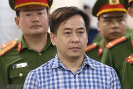 Condenados a prisón tres individuos por revelar secretos de Estado de Vietnam 