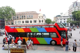Autobuses de dos pisos recorrerán las calles de Hanoi este mes