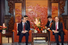 Vietnam y China trabajarán para fomentar lazos bilaterales
