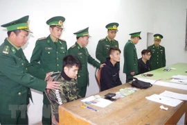Detienen en Vietnam a tres chinos por uso de tarjetas ATM falsas 