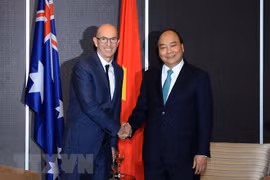 Premier de Vietnam recibe a importantes inversores australianos 